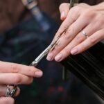 Snip, snip, hooray! Caring barber gives homeless man a cut above | Thaiger